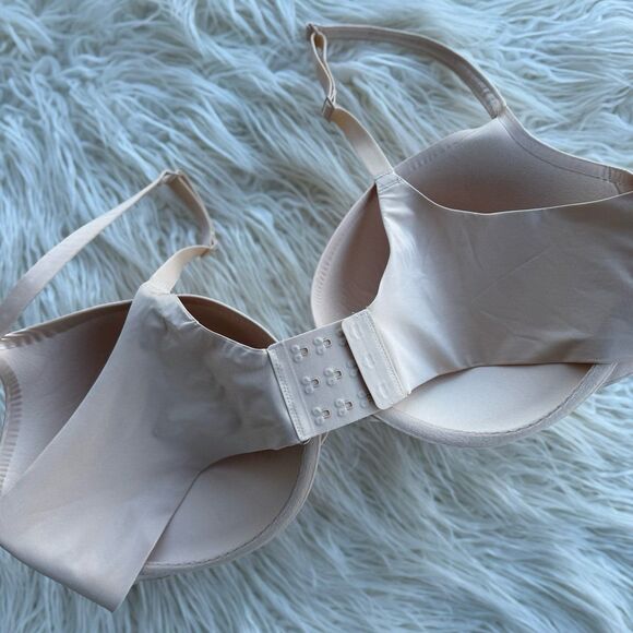 Skims Ultimate Push up Plunge Bra Sand Size 44D - Picture 5 of 6